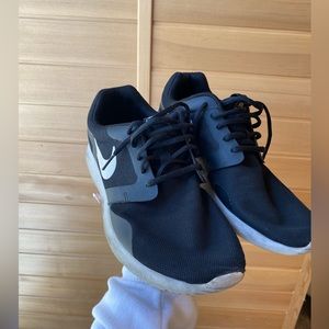 Woman Nike shoes